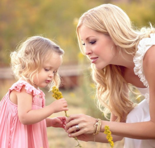 Определение места жительства ребенка: деньги против привязанност Определение места жительства ребенка: деньги против привязанност