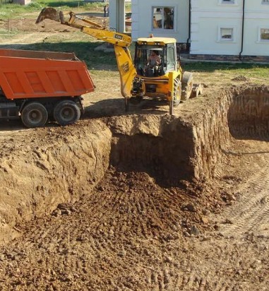 Осушение котлована под фундамент Осушение котлована под фундамент