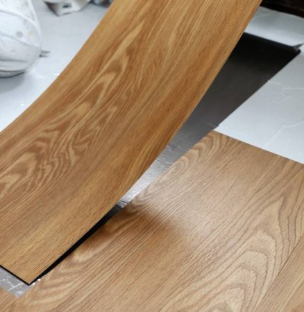 Что выбрать: ламинат, паркет или кварцвинил? Что выбрать: ламинат, паркет или кварцвинил?