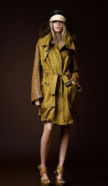   2012  Burberry 